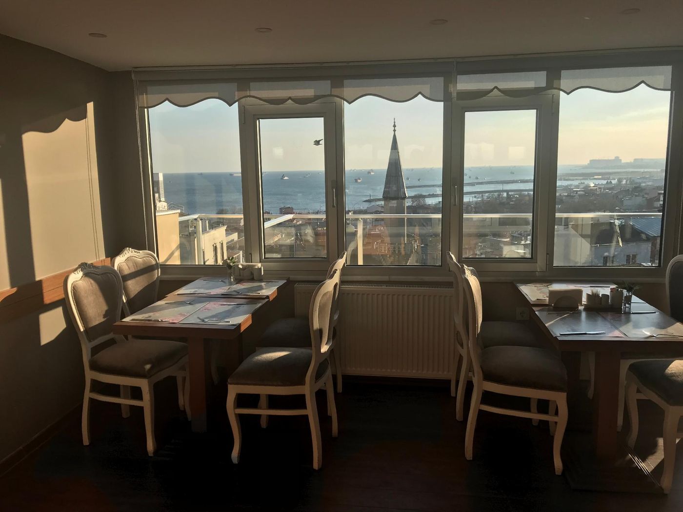 Muyan-Suites-Restaurant-14