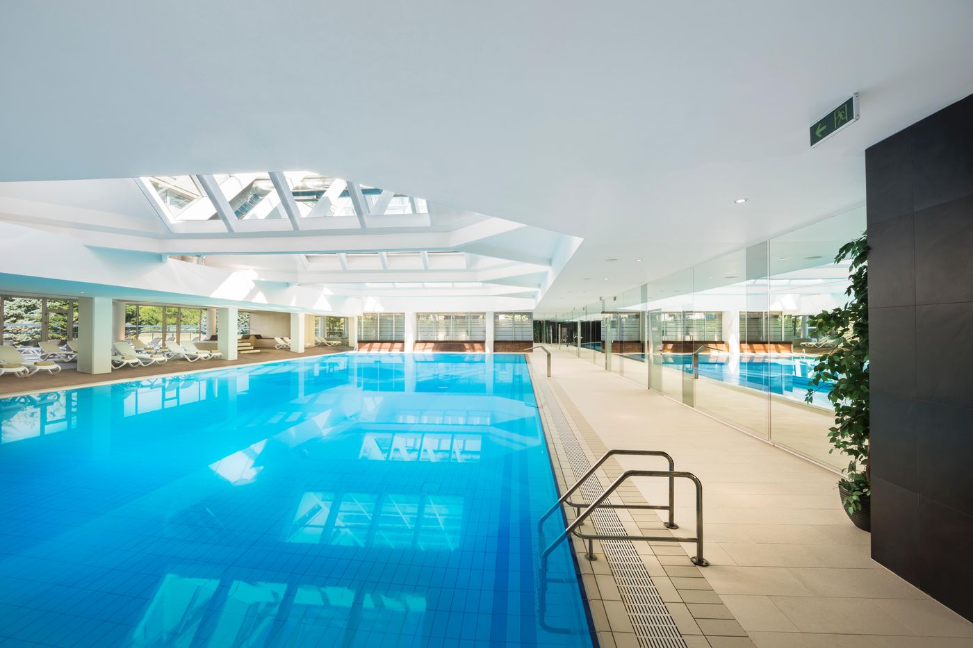 Aminess-Maestral-hotel-Pool-62