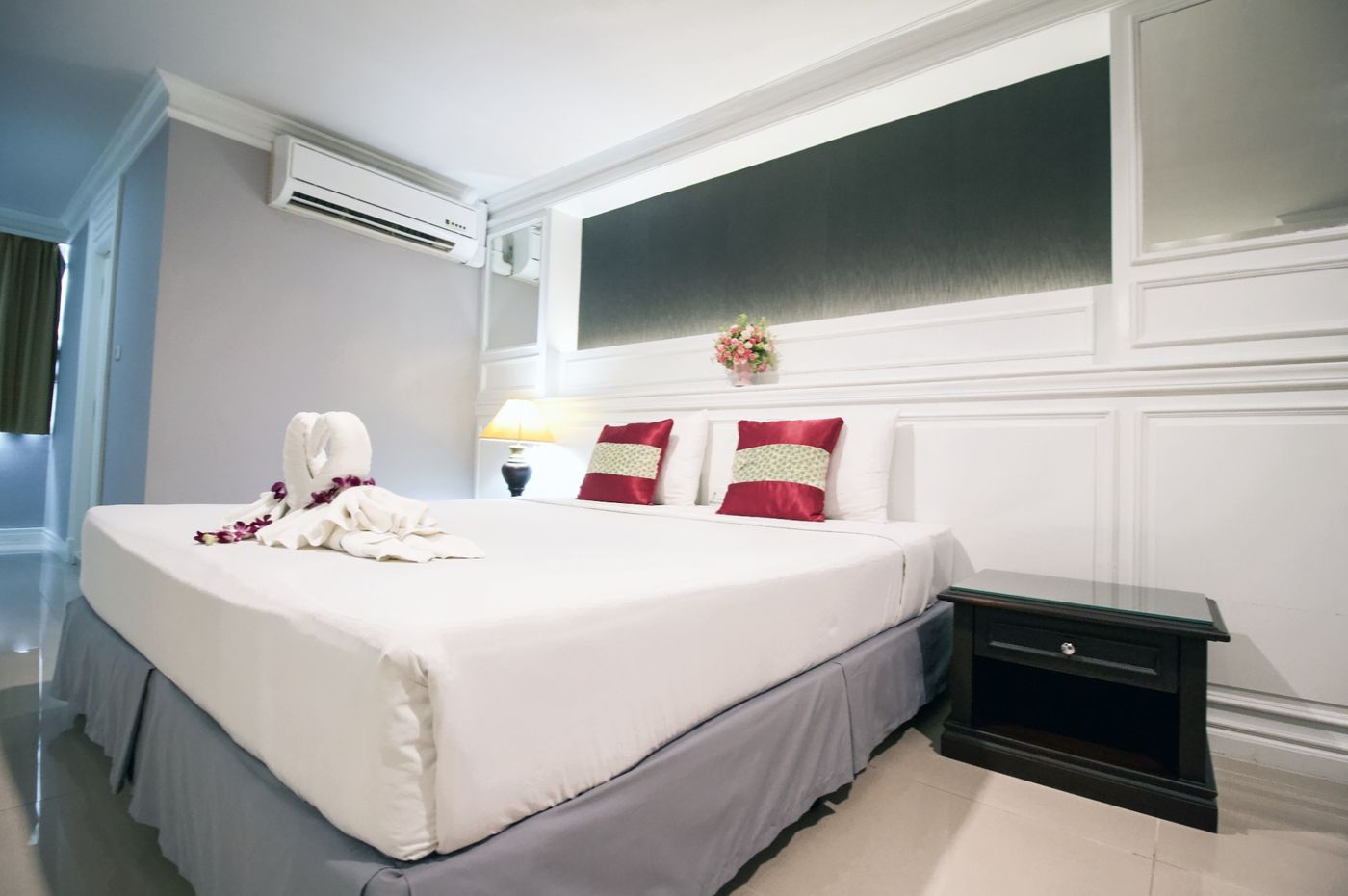 Convenient-Park-Bangkok-Sukhumvit-Room-18