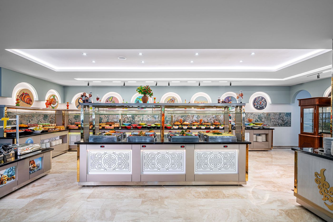 Big-Blue-Suite-Hotel-Restaurant-42