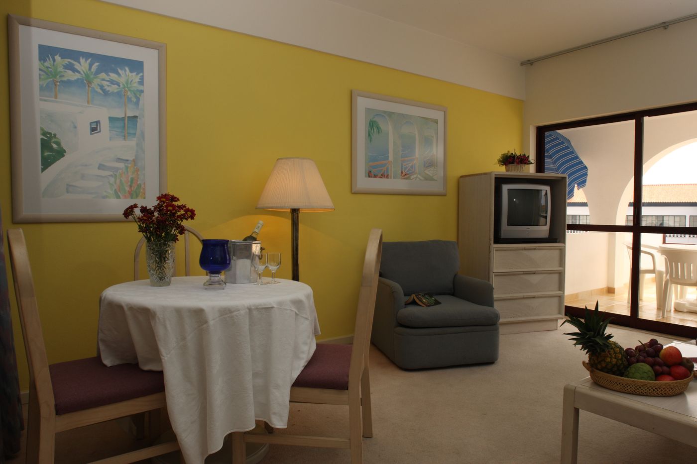 Canico-Bay-Club-Room-21