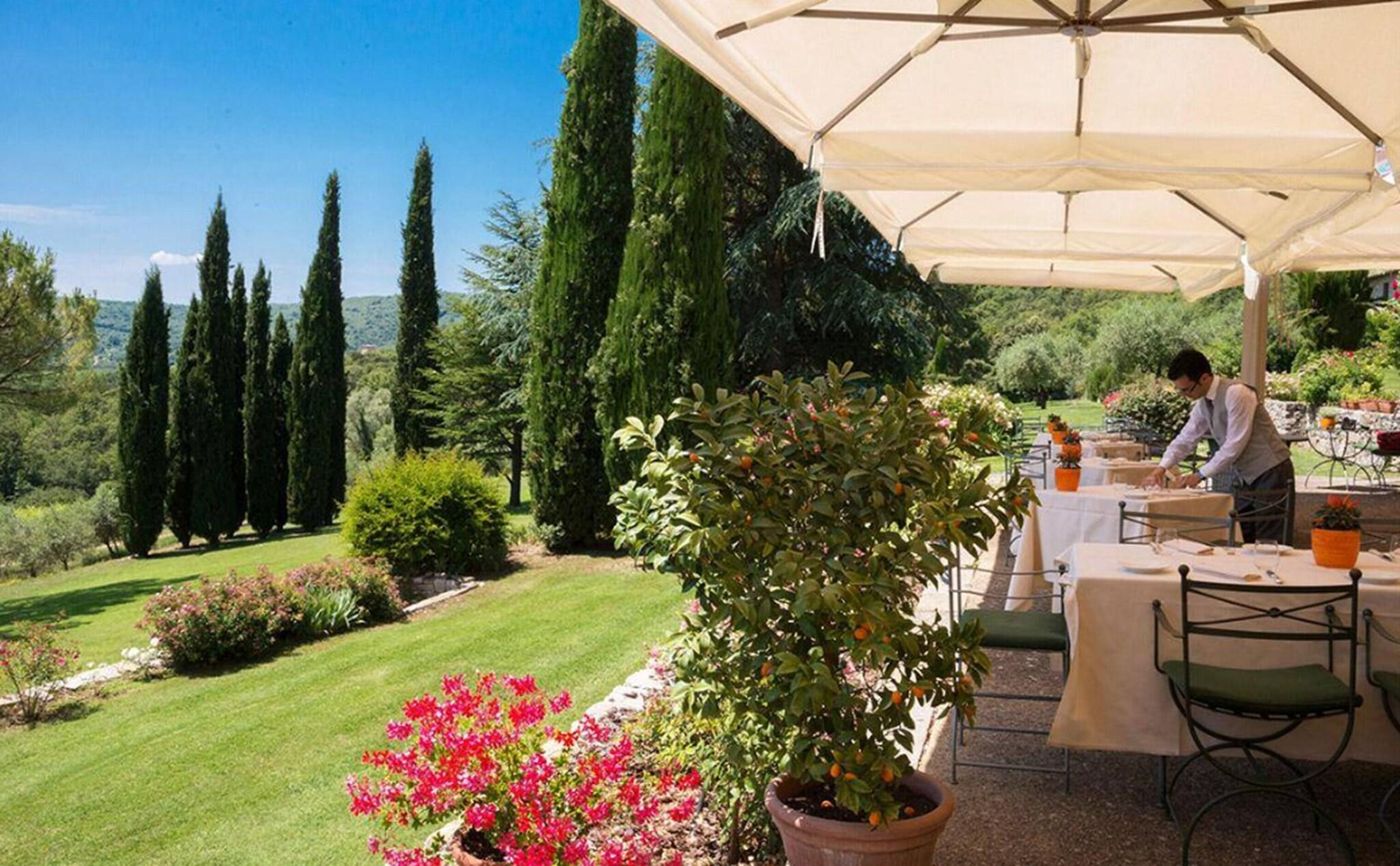 Castello-Di-Spaltenna-Terrace-68