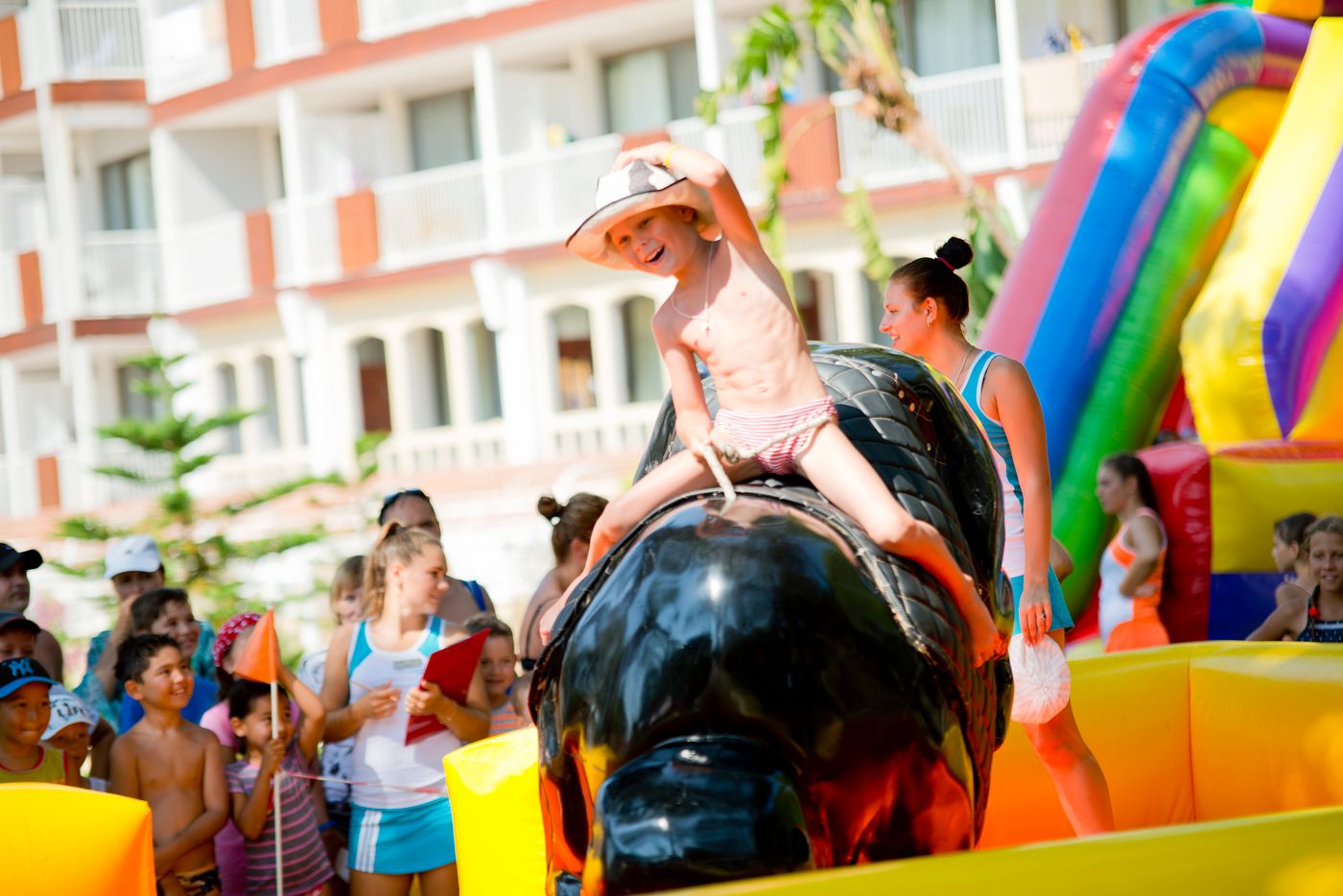 Mirada-del-Mar-Sports-and-Entertainment-30