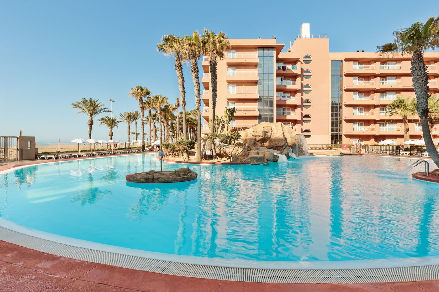 Best-Roquetas-Pool-1