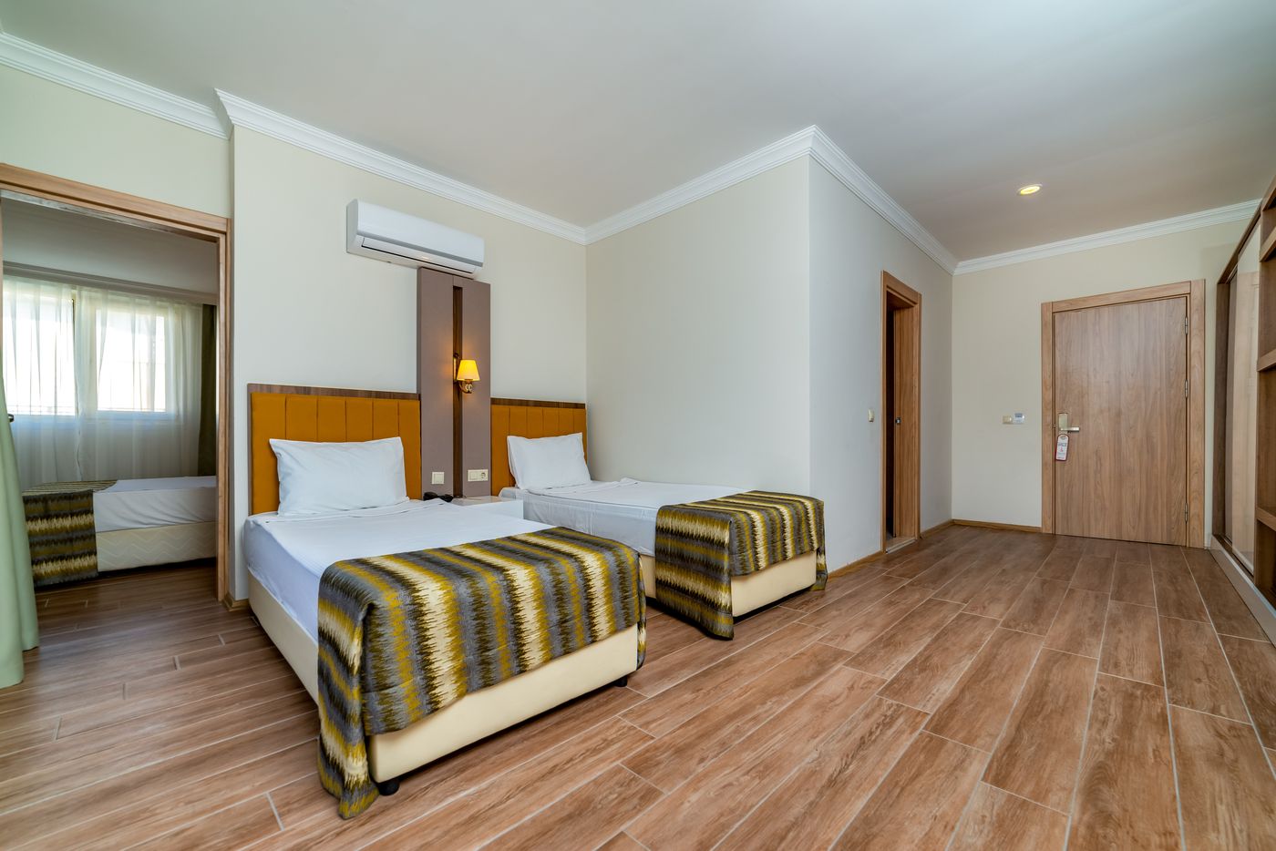 Armas-Gul-Beach-Room-33