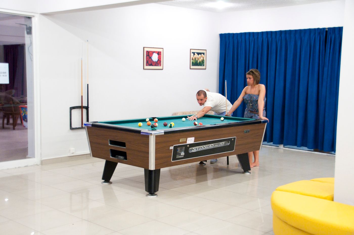 Lardos-Bay-Sports-and-Entertainment-54