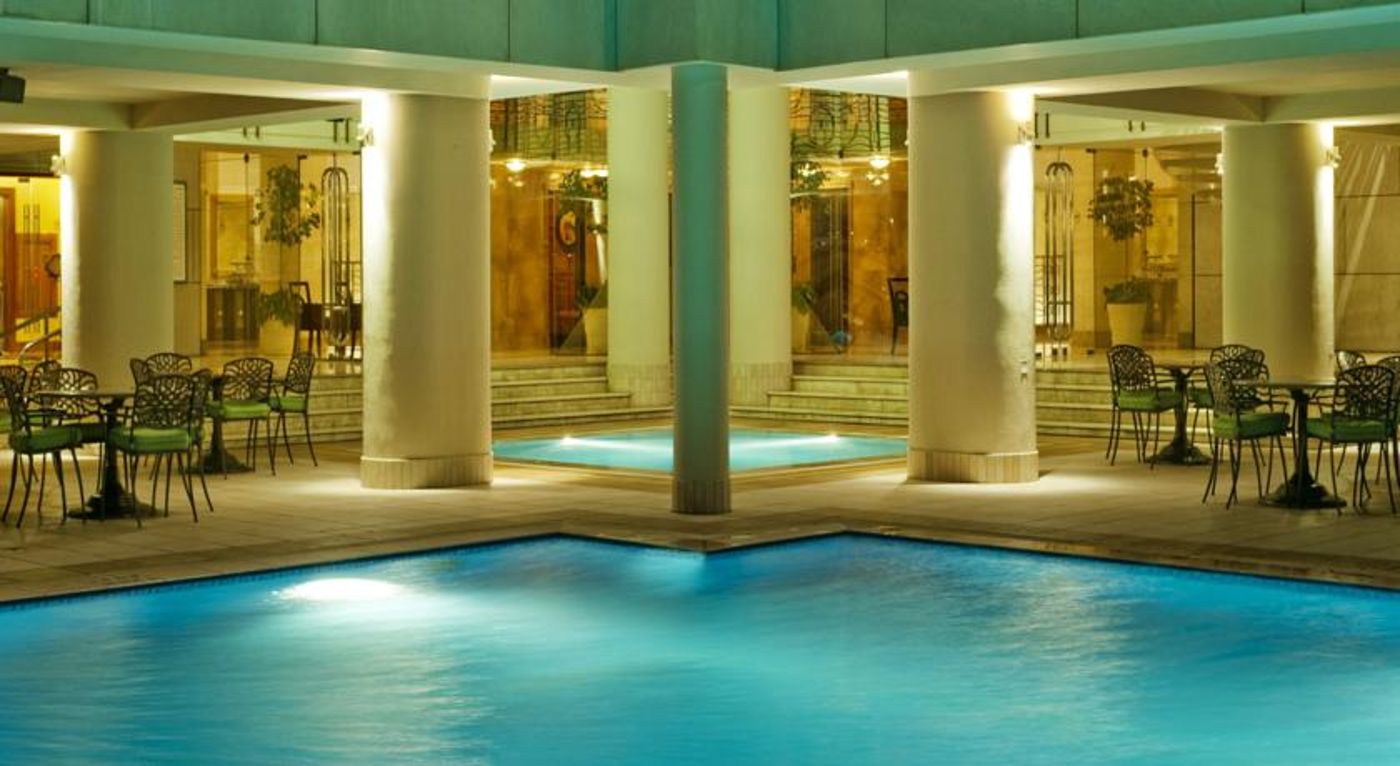 Sheraton Dubai Creek Hotel and Towers