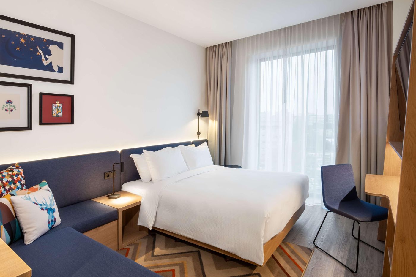 Hampton-By-Hilton-Tallinn-Room-8