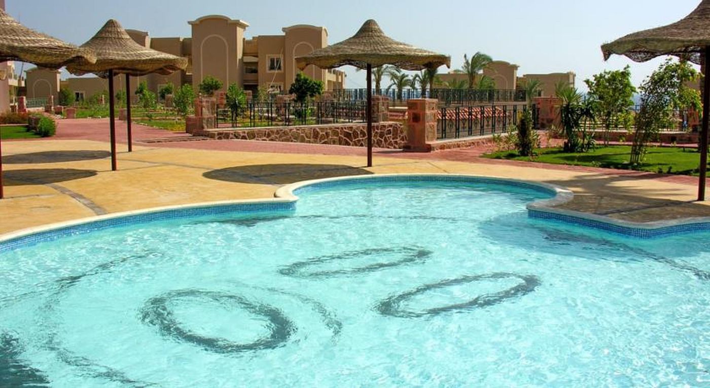 Pyramisa-Sunset-Pearl-Pool-11