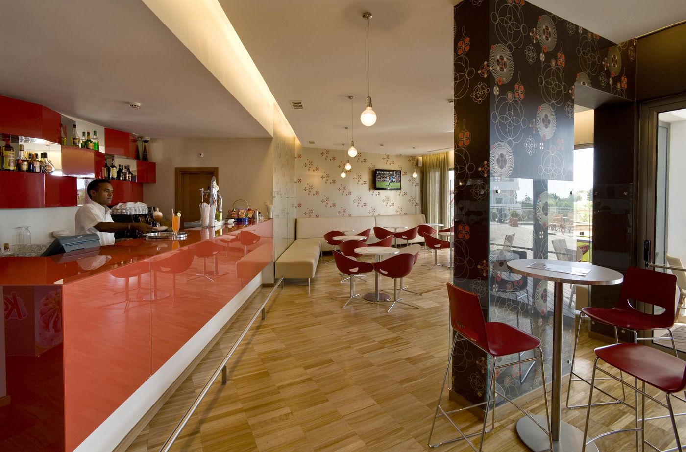 Alfagar-2-Aparthotel-Bar-65