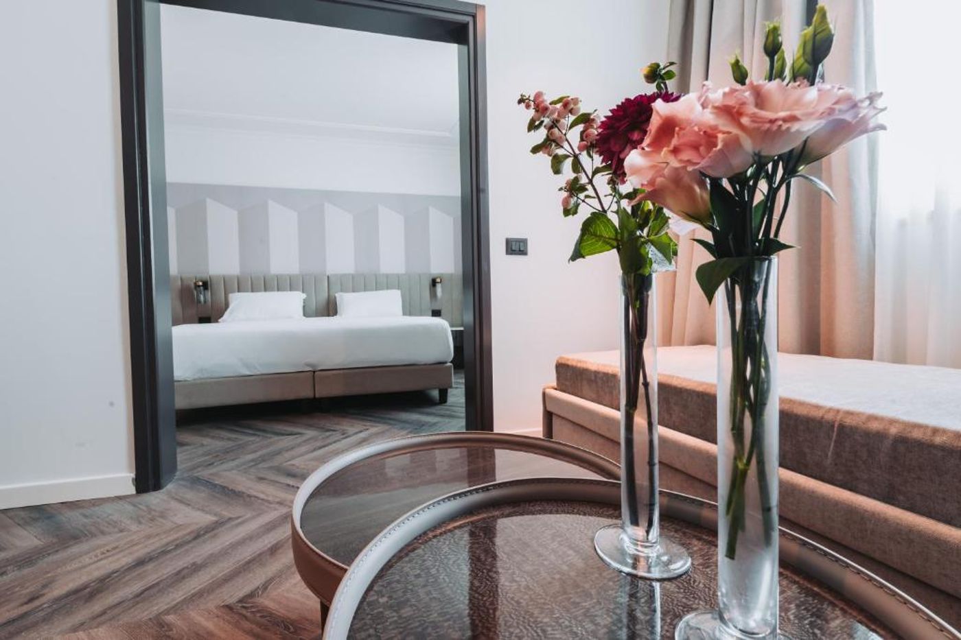 Royal-Garden-Hotel-Room-24