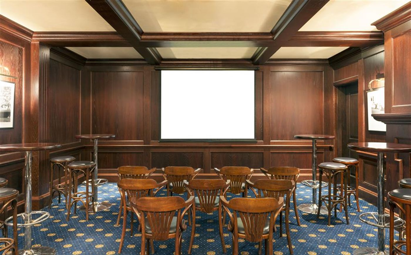 Four-Points-by-Sheraton-Downtown-Dubai-General-view-54