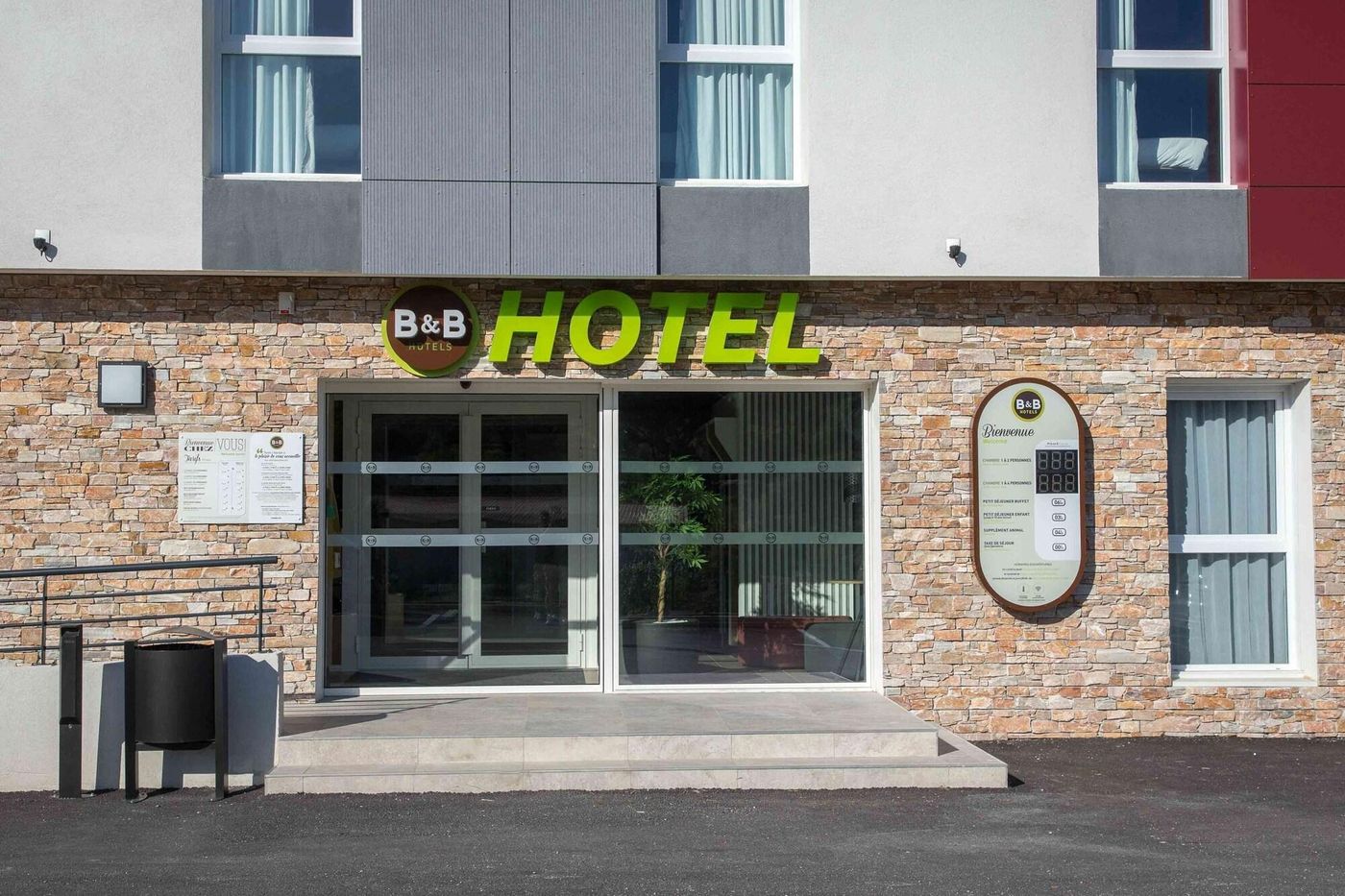 B&B Hotel Sainte Maxime Golfe De Saint-Tropez-France-SAINTE-MAXIME-General view-4