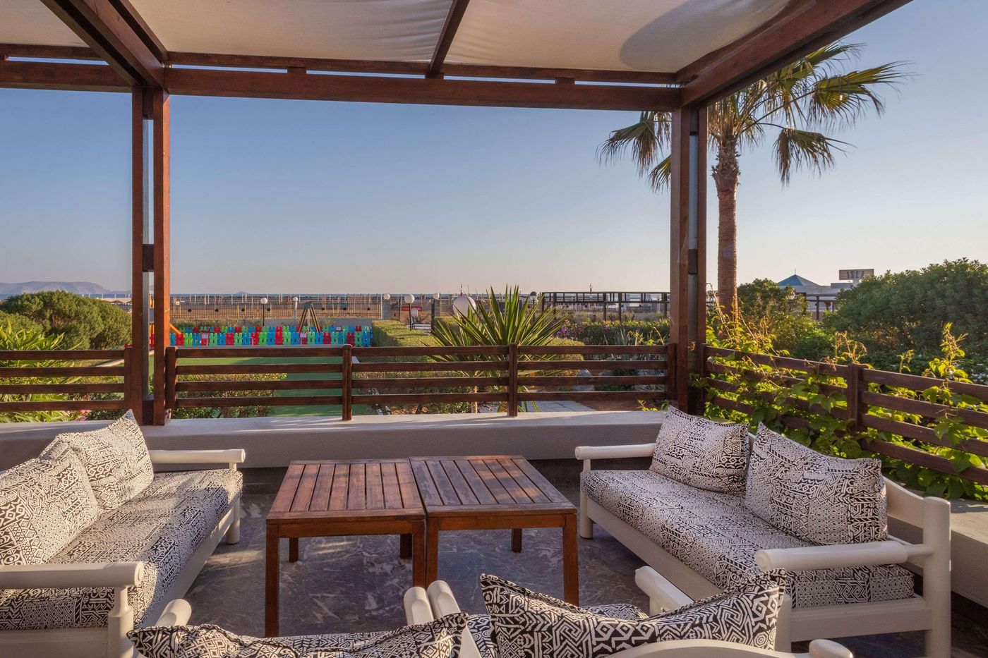 Marina-Beach-Restaurant-78