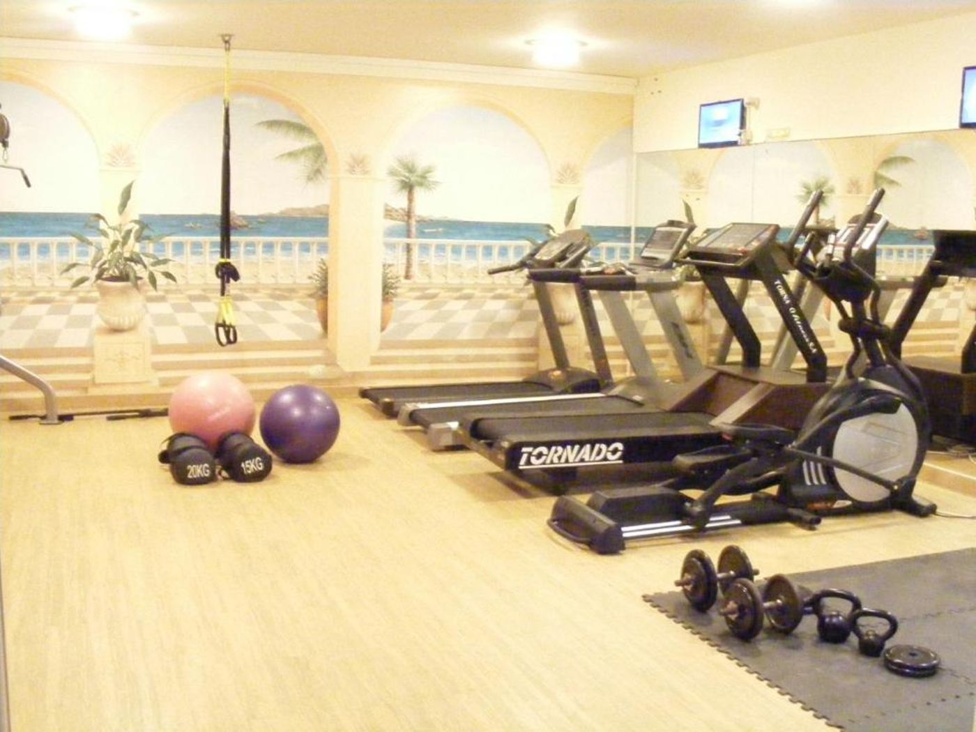 Creta-Palm-Hotel---Apartments-Sports-and-Entertainment-41