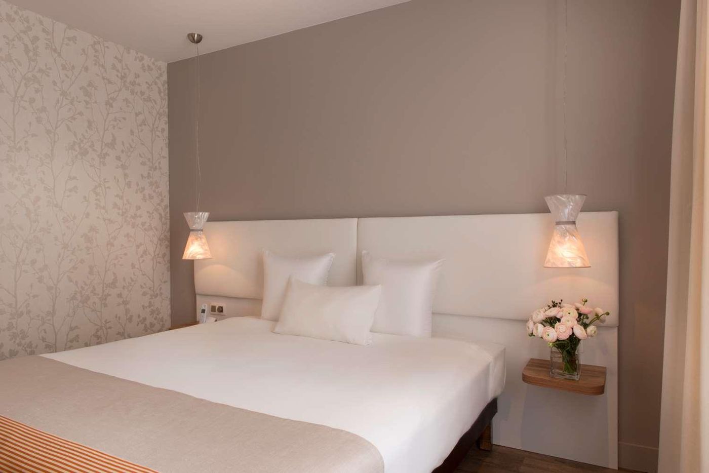 Hotel-Magenta-38-by-HappyCulture-Room-24