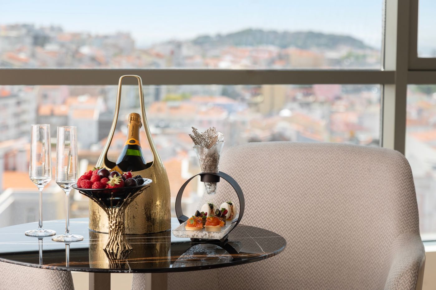 Epic-SANA-Marques-Room-7