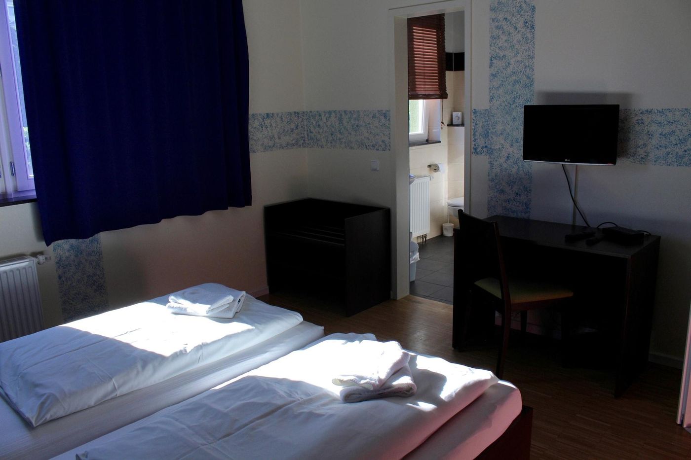 Holi-Hostel-Hotel-Room-26