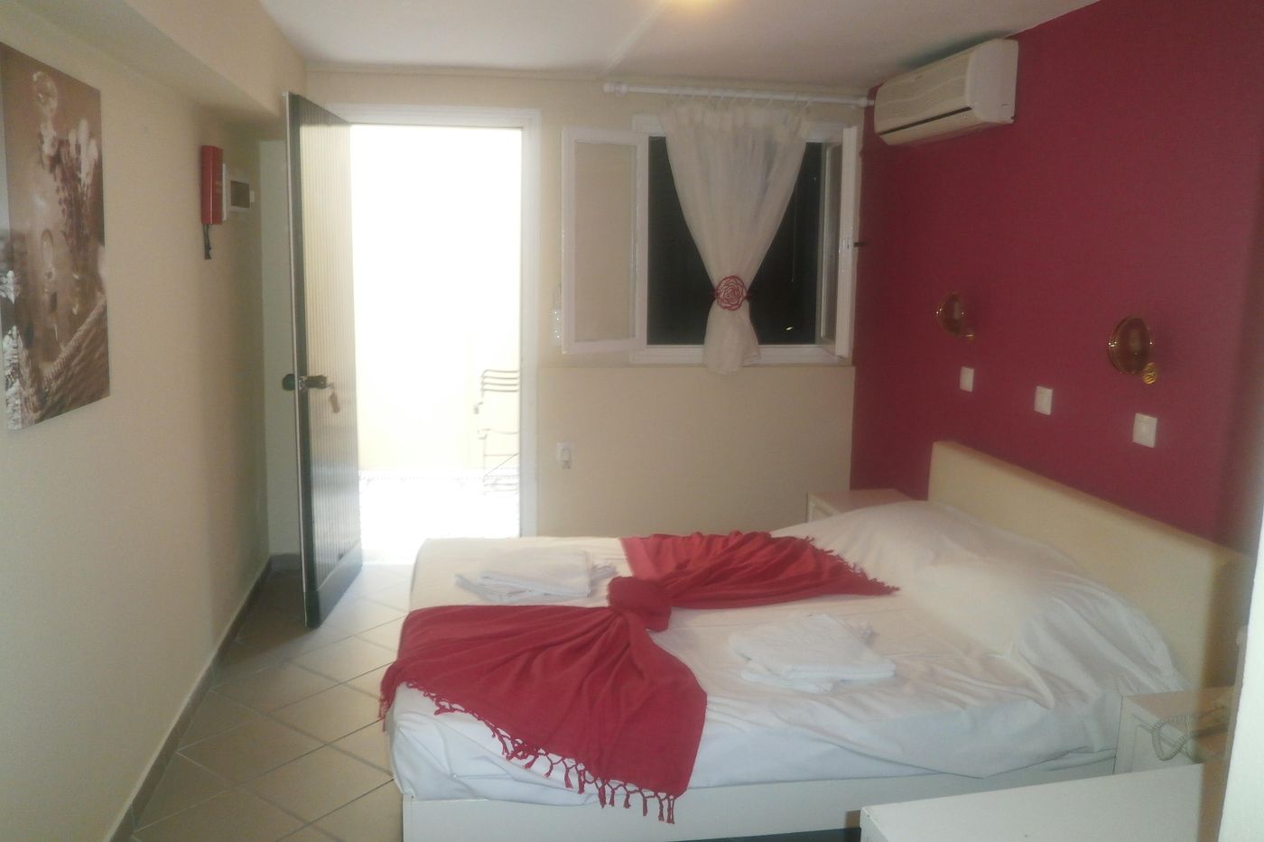 Mediterranean-Blue-Room-46