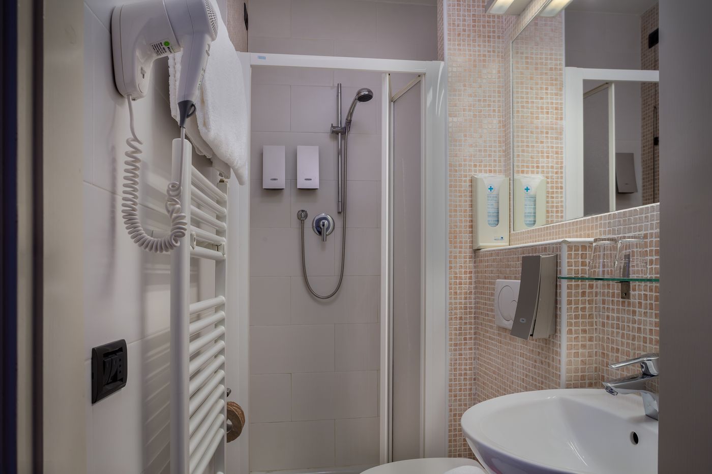 Kursaal-and-Ausonia-Hotel-Room-17