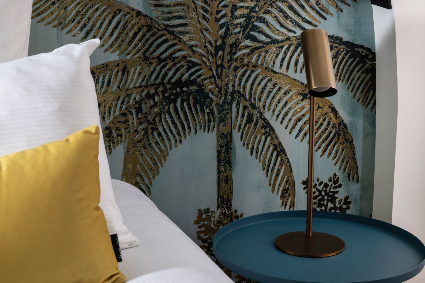 Hotel-Elysees-Bassano-Room-54