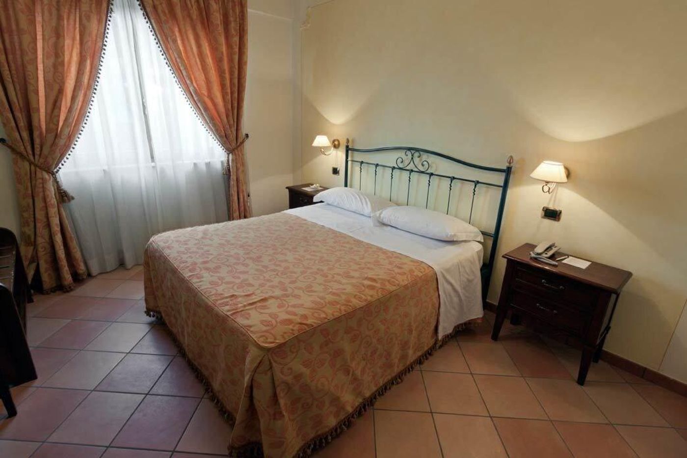 Hotel-Villa-Luigi-Room-19