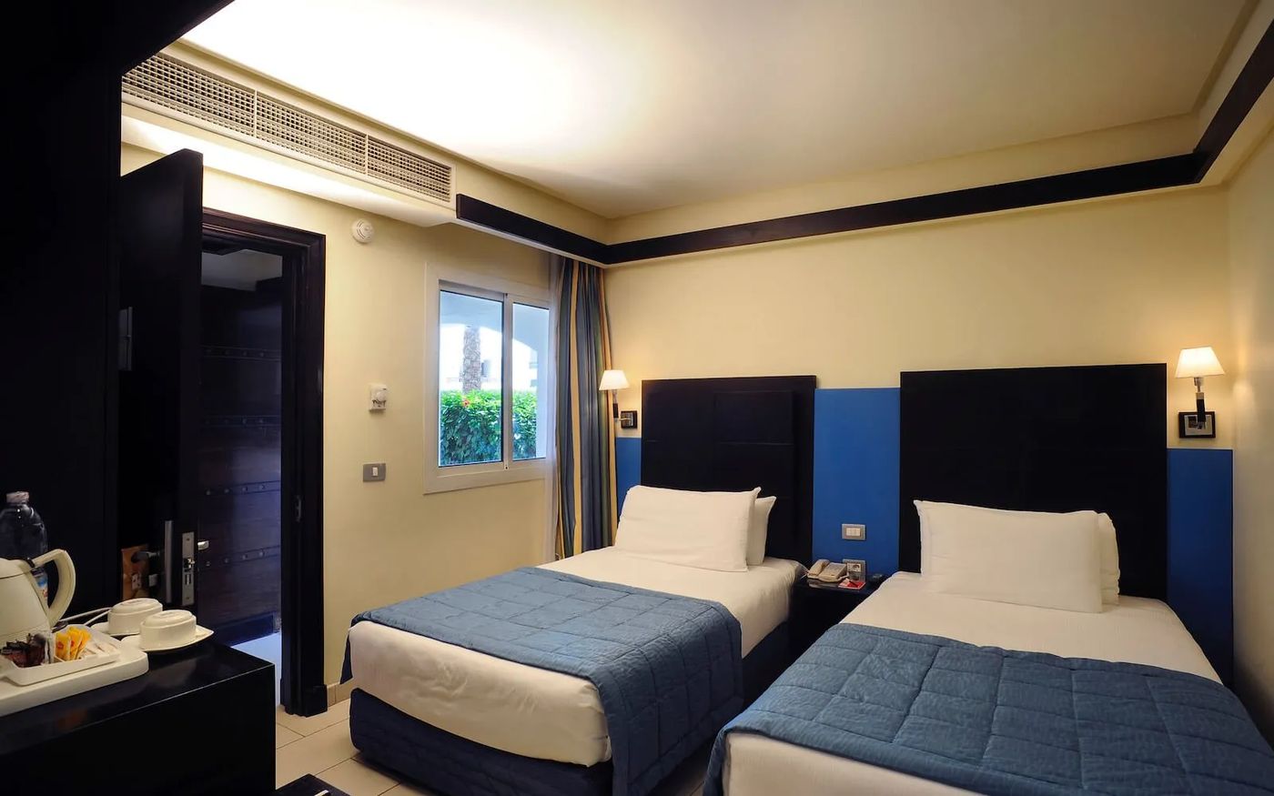 Reef Oasis Blue Bay Resort