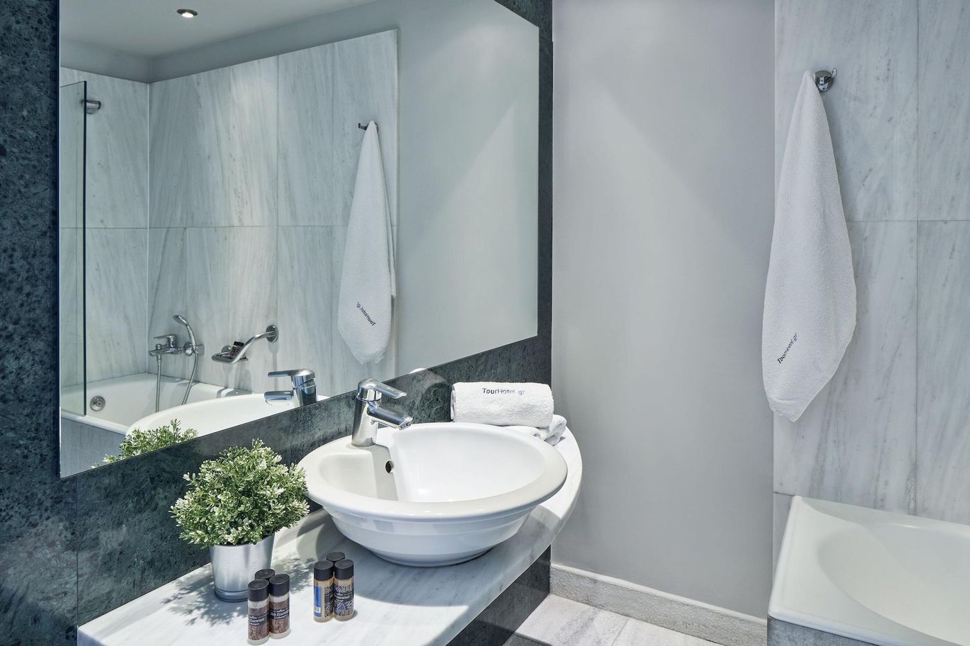 Arion-Athens-Room-29