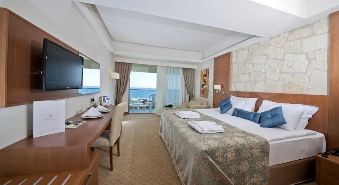 Novia Dionis Resort & Spa