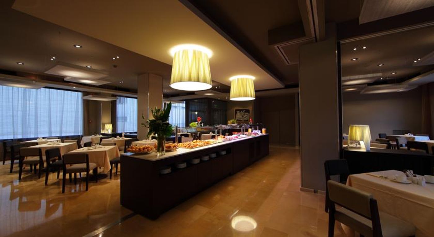 Attica 21 Barcelona Mar