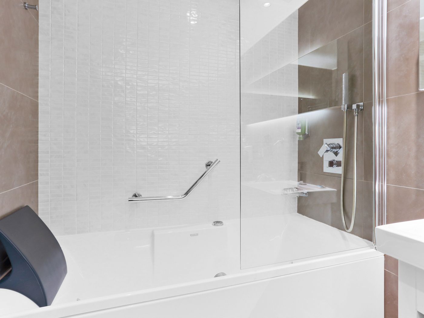 Hotel-Mercure-Paris-Vaugirard-Porte-de-Versailles-Room-30