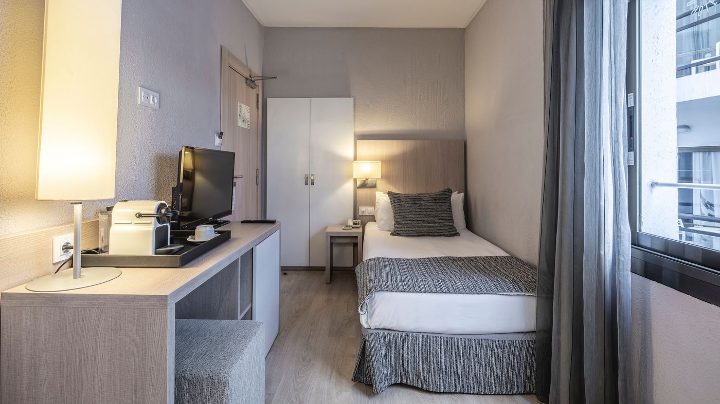 Be Live Adults Only Marivent - Adult Only