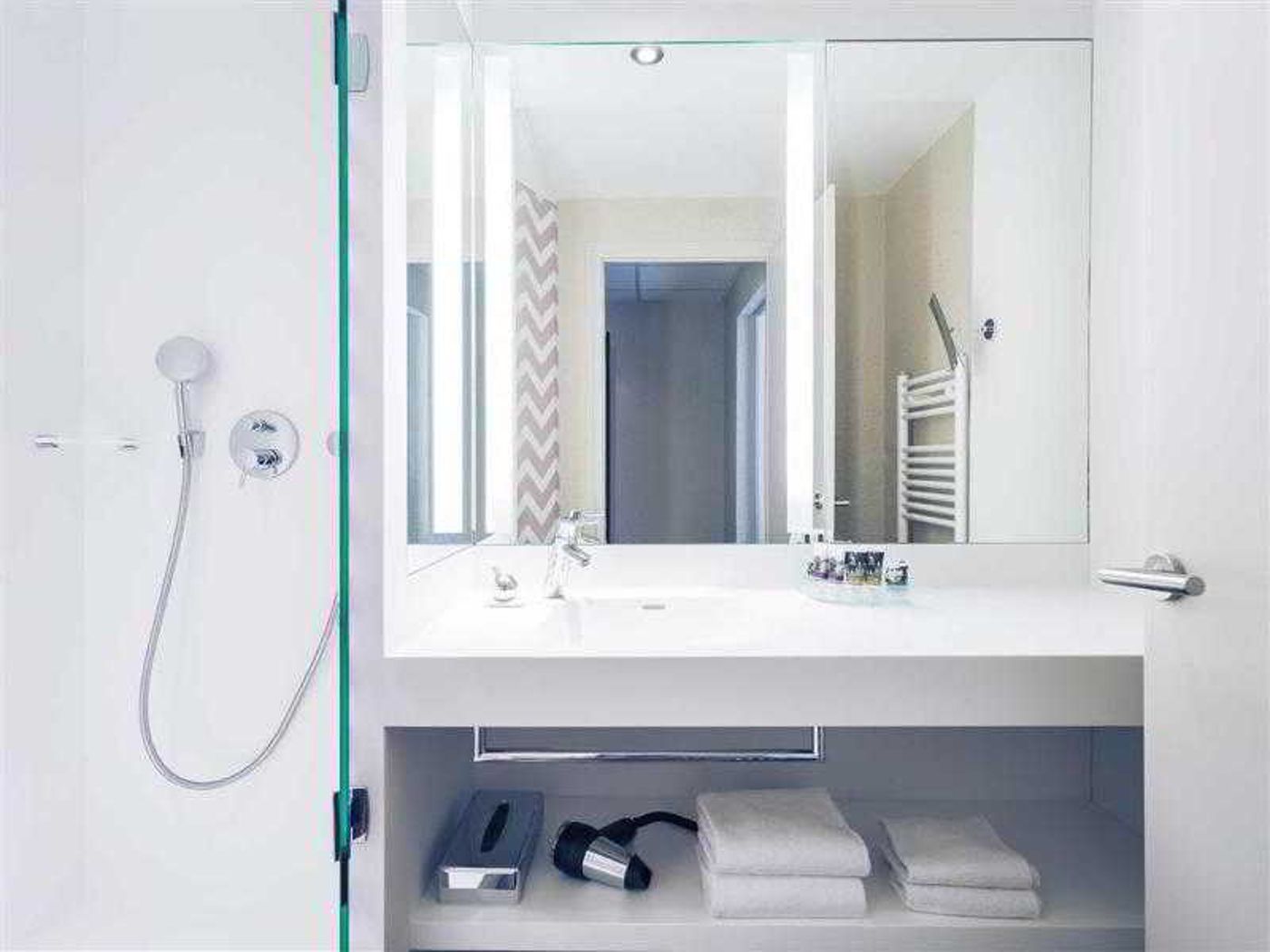 Mercure Annecy Centre Hotel-France-Annecy-General view-2