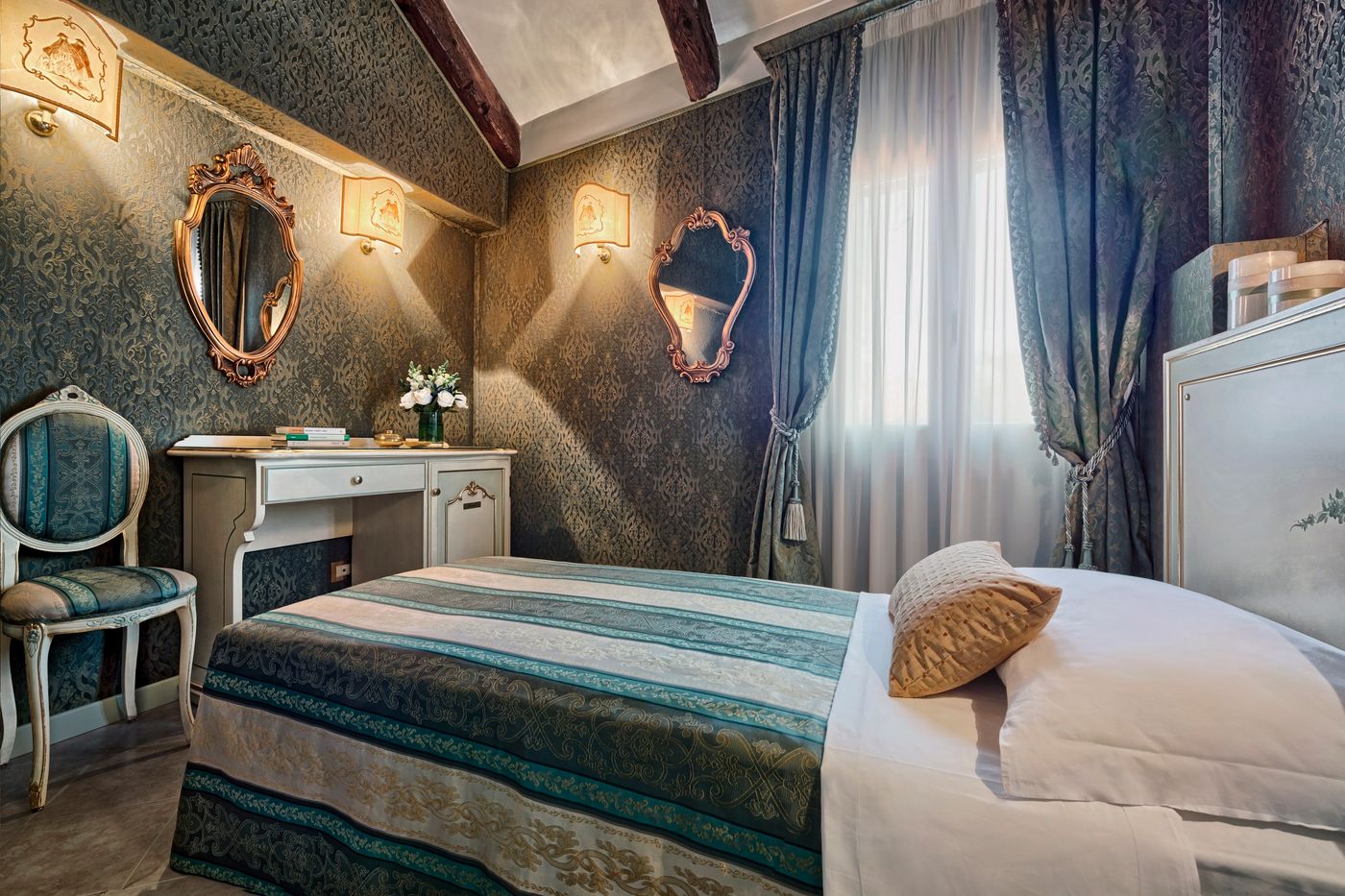 Antica-Locanda-Al-Gambero-Room-19