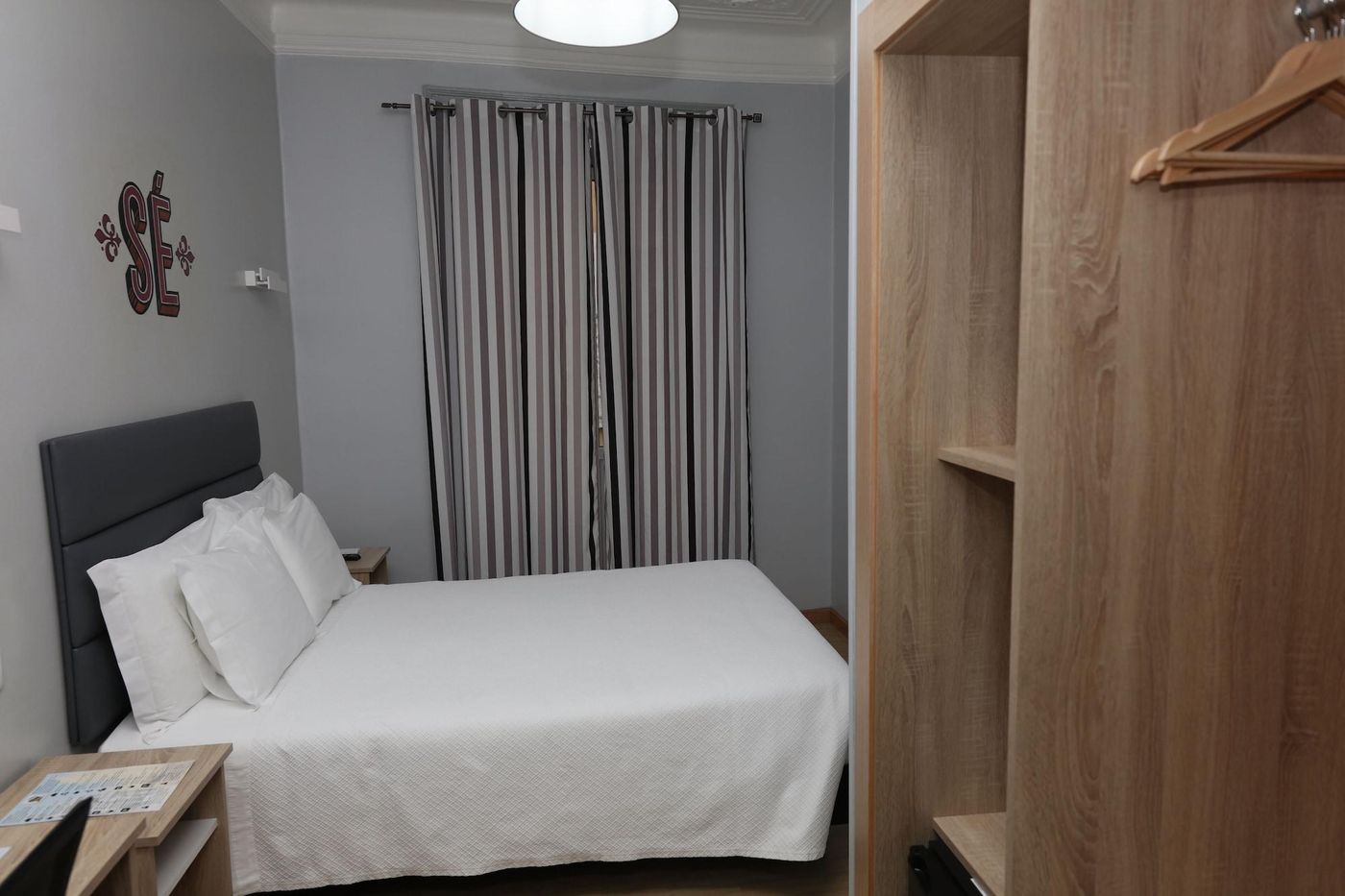 O-El-trico-Guesthouse-Room-5