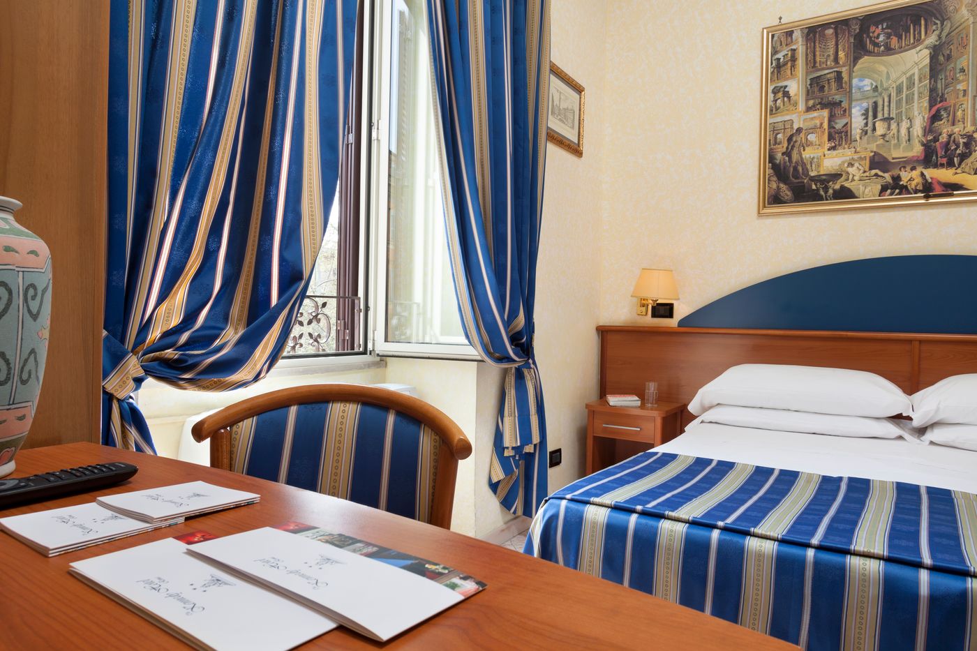 Hotel-Kennedy-Room-15