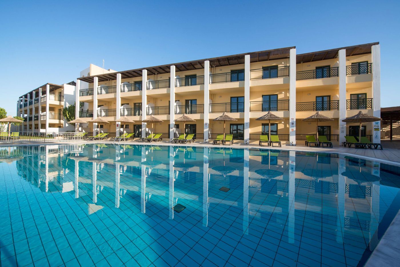 Gouves-Water-Park-Holiday-Resort-Pool-11