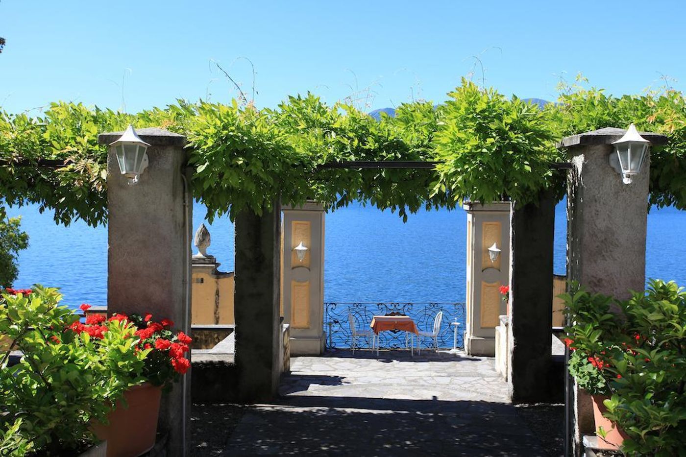 Hotel Royal Victoria-Italy-VARENNA-General view-6