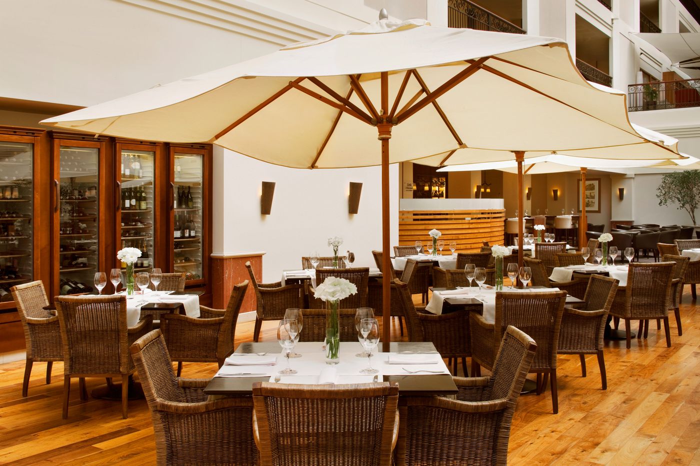 Sheraton-Grand-Krakow-Restaurant-52