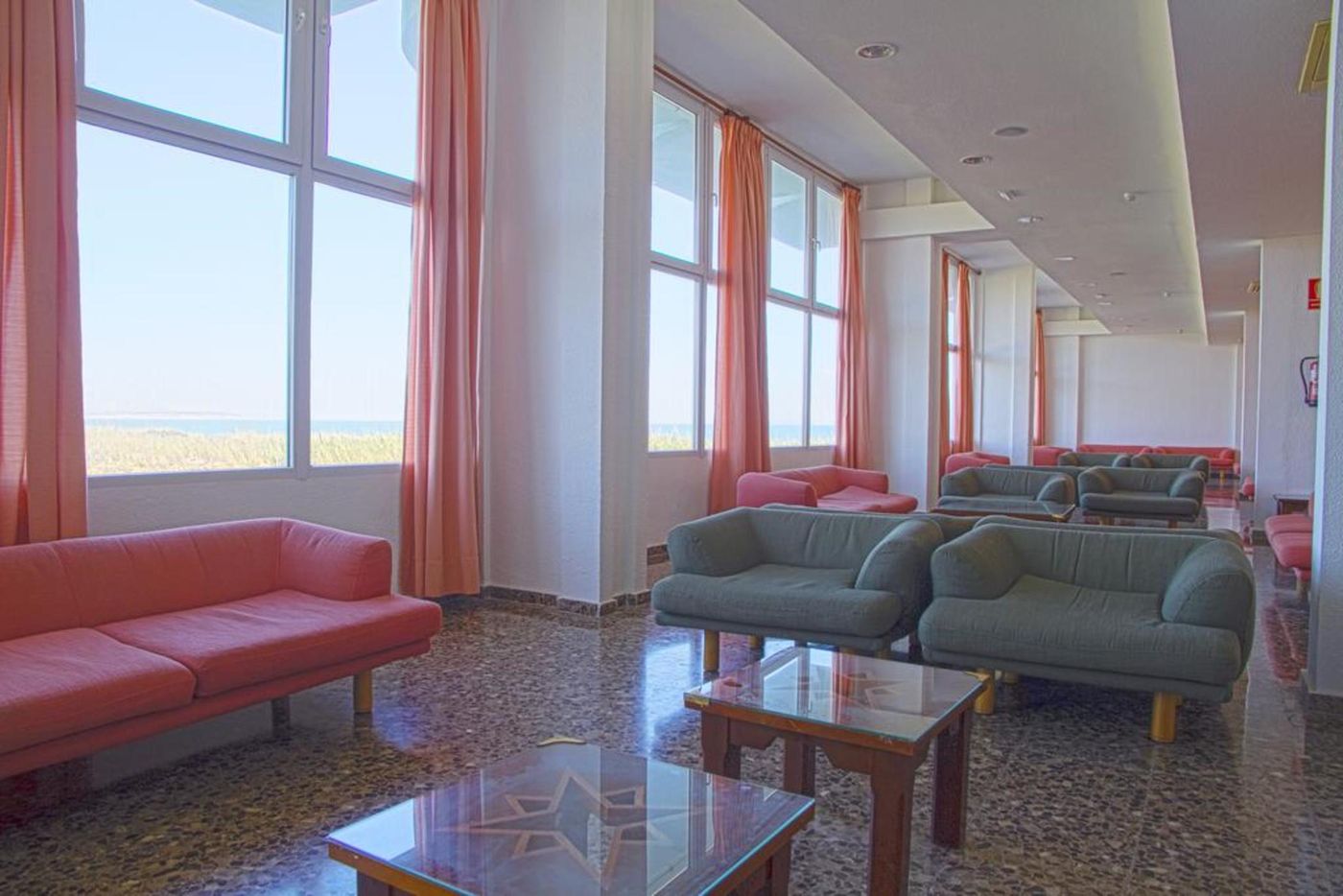 Playas-de-Guardamar-Lobby-16