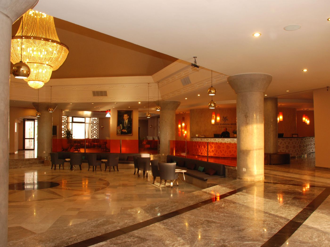 Kenzi-Europa-Lobby-32