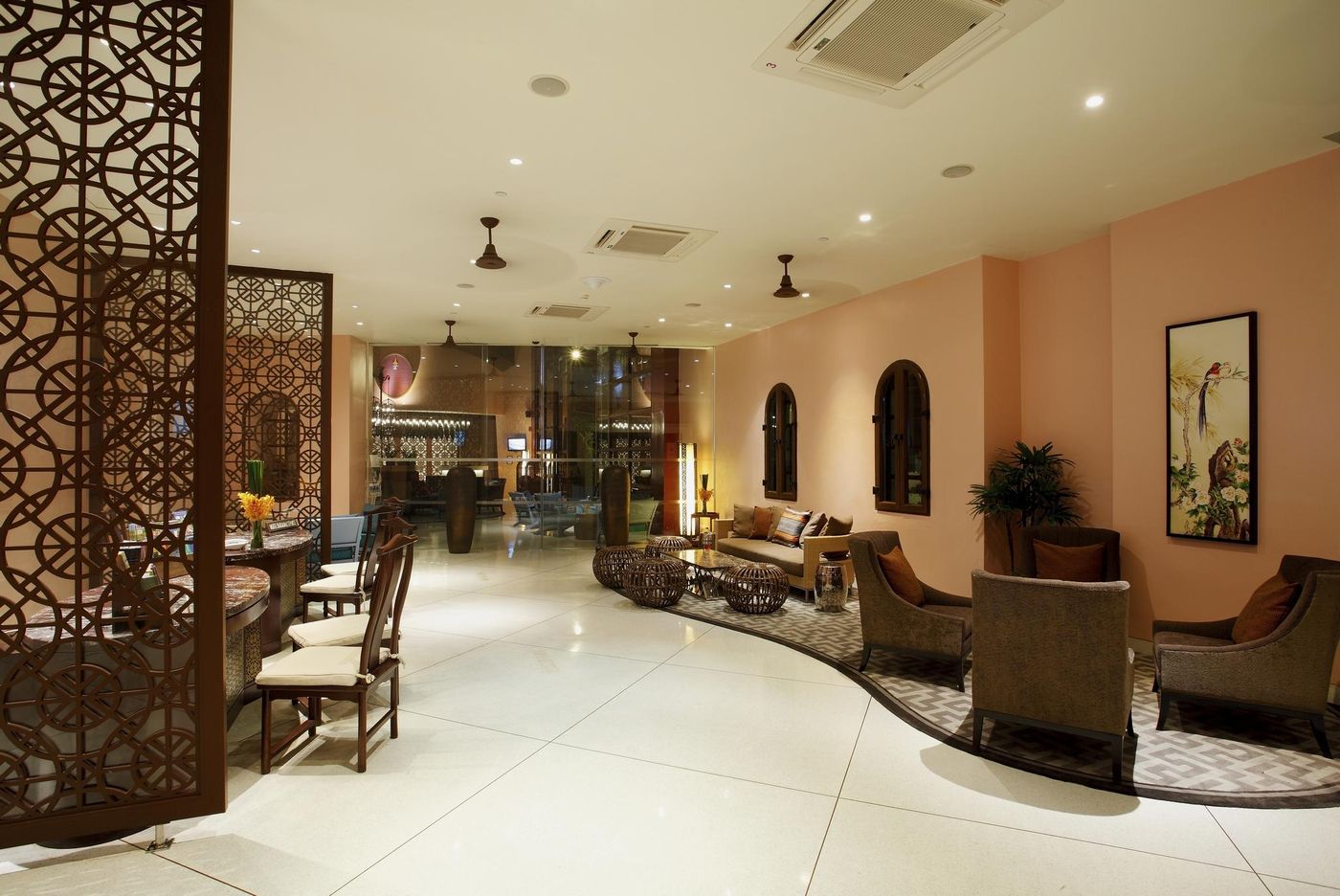 Centara-Grand-Beach-Resort-Phuket-Lobby-65