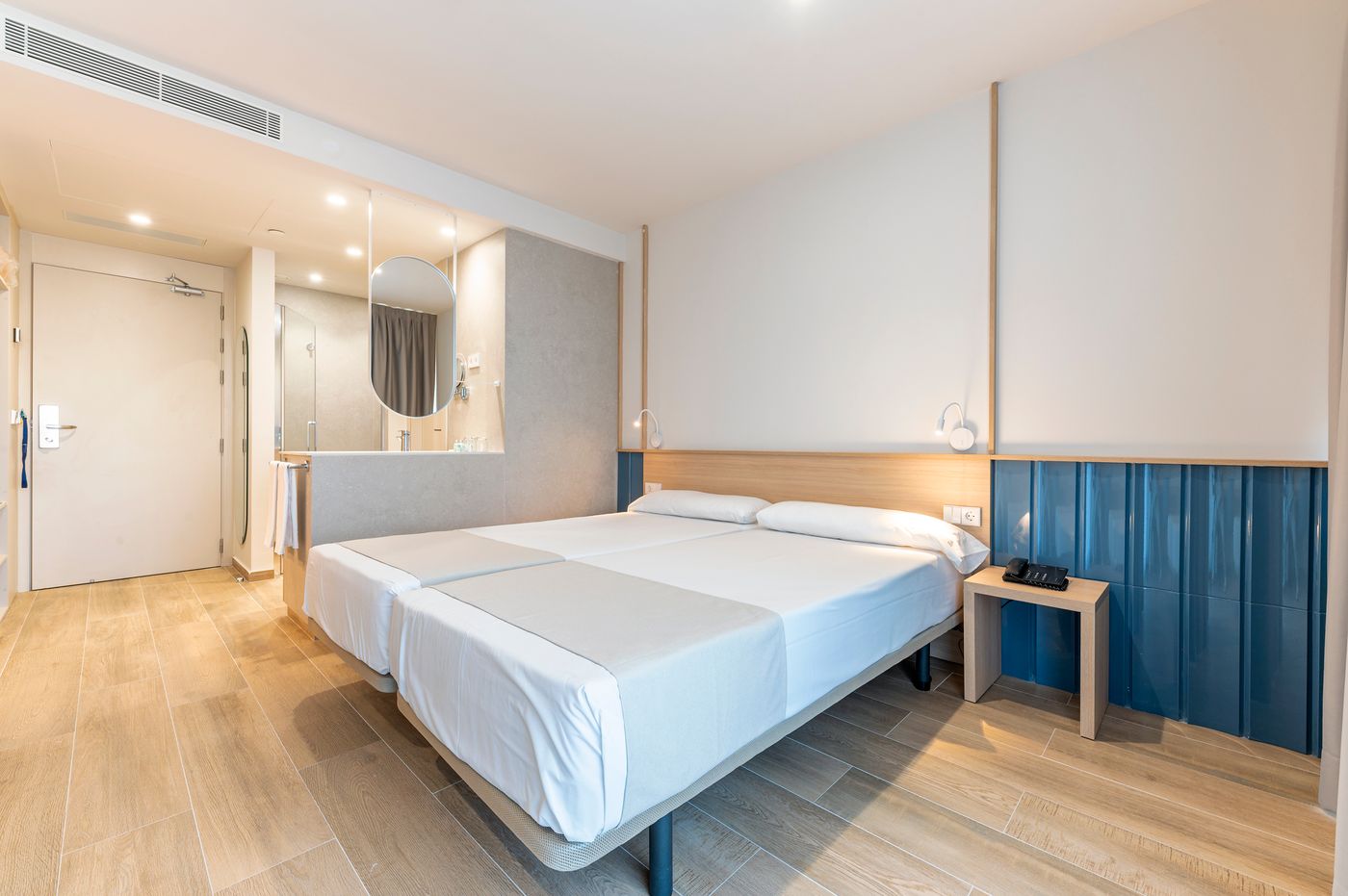 Port-Alicante--Playa-de-San-Juan-Room-21