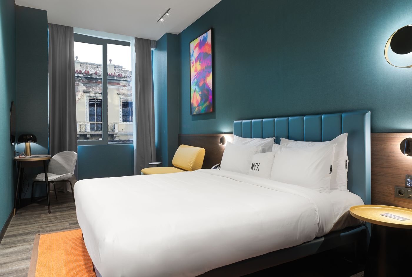 NYX-Esperia-Palace-Athens-by-Leonardo-Hotels-Room-21