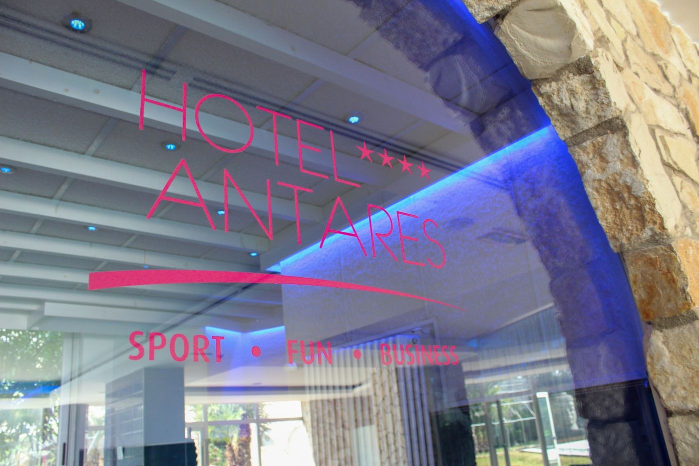 Antares Sport Beauty and Wellness - Italy - VILLAFRANCA DI VERONA - Pool - 2