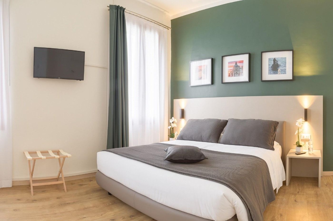 Grand-Canal-Suites-Room-19