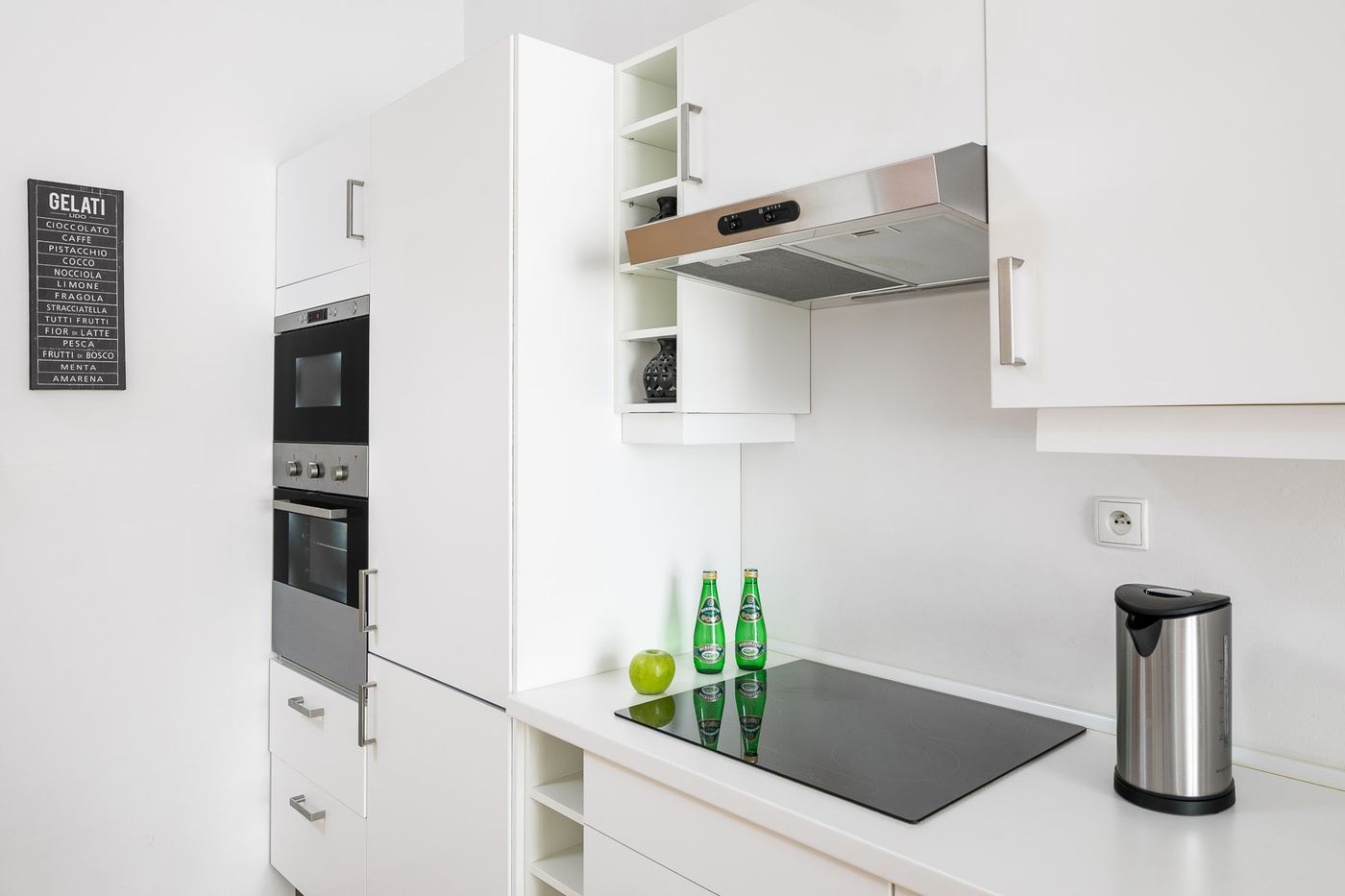 7-Koron-Apartments-Room-7