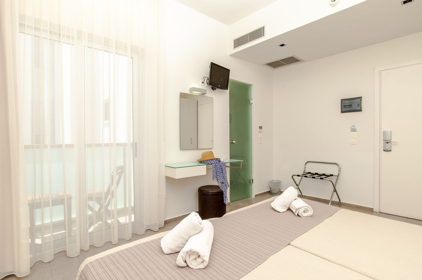 Atlantis-City-Hotel-Room-32