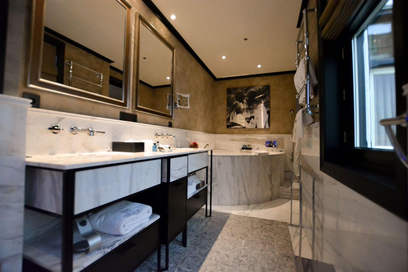 Hotel-Twentyseven-Room-49