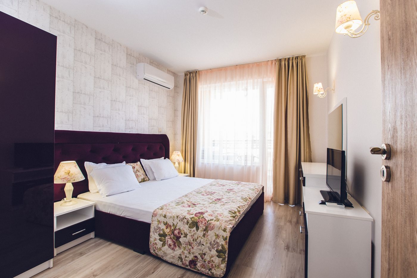 Avenue Deluxe-Bulgaria-Sunny Beach-Room-9